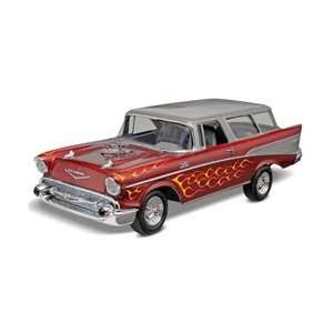  85 0883 Monogram 1957 Chevy Nomad 1/24 Toys & Games