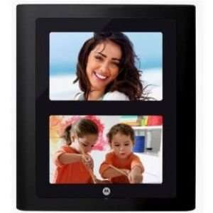   Dual Digital Photo Frames with Slideshow