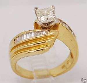 18 karat yellow Gold Princess Diamond Engagement Ring  
