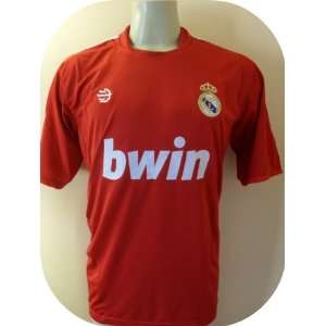 REAL MADRID SOCCER JERSEY SIZE LARGE. NEW.RED Sports 