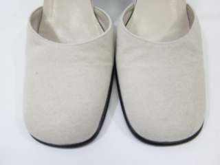 BARNEYS NEW YORK CO OP Cream Pumps Heels Shoes Sz 38  