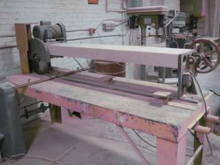 16 Mitre Saw / Counter Tops     