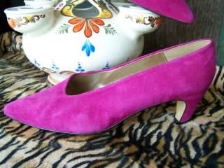 VTG 80s Fuchsia Pink Suede Leather Deco Pumps Glam 8 N  