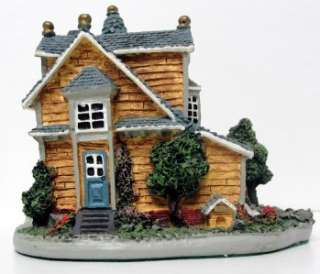 THESE TWO BEAUTIFUL AND REALISTIC VILLAGE PIECES MEASURE APPROX. 4 1/2 
