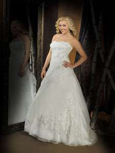 Allure Bridals W206 Wedding Dress NEW Sample Size 24W  