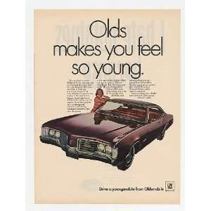 1968 Olds Oldsmobile Delmont 88 Makes You Feel Young Print Ad (16350)