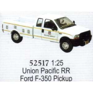  Speccast Union Pacific Railroad Ford F 350 Truck Diecast 