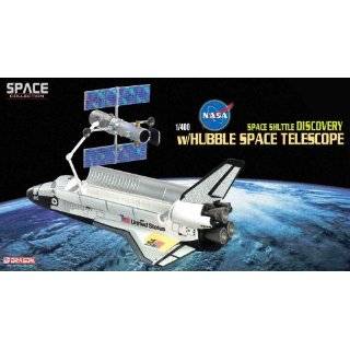   Models 1/400 NASA Space Shuttle Discovery With Hubble Space Telescope