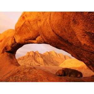  Natural Arch, Gross Spitzkoppe Nature Reserve Premium 