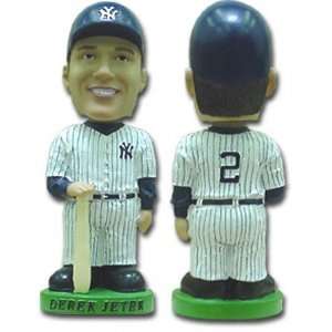  Derek Jeter New York Yankees Bobblehead Doll Sports 