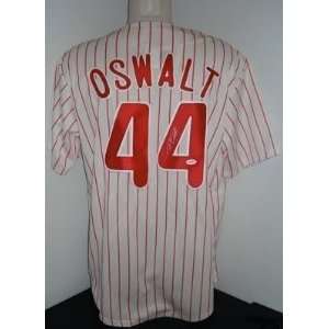 Roy Oswalt Autographed Uniform   Majestic JSA   Autographed MLB 