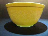 Vintage Pyrex Nesting Bowl Mixing WOODLAND 402 1.5 QT  