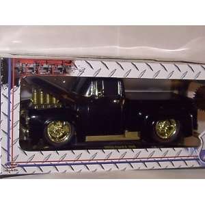 2012 M2 MACHINES 124 SCALE 1956 FORD F 100 BLACK AND GOLD CHASE PICK 