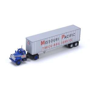   Tractor w/40 EP Trailer Missouri Pacific MoPac truck Toys & Games