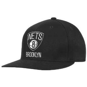  NBA Brooklyn Nets Mens Official Logo Flex Fit Cap Sports 