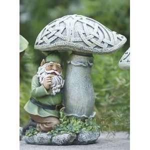  Roman 64171 6.5 Gnome Peeking Mushroom 