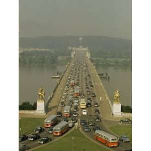  Heavy Traffic Flows across Memorial Bridge into Washington 