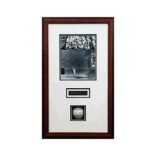  Willie Mays Hand Signed Luxury Shadow Box 