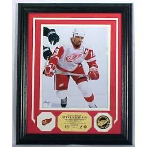  Steve Yzerman Pin Collection PhotoMint