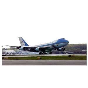  Air Force One Boeing 747 VC 25 Landing 8x12 Silver Halide 