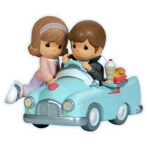  112408   Couple At Drive In Diner Figurine   Precious 