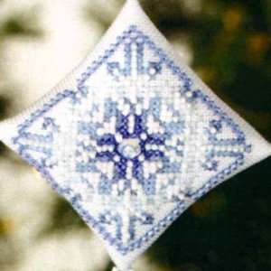  Snowflake (beaded kit) Arts, Crafts & Sewing