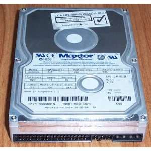  MAXTOR 71687AP 1.6GB IDE 3.5 Electronics