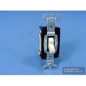   COMMERCIAL Toggle Light Switch 15A 4 WAY CSB415 IU