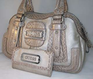 Guess Elsa Synth Leather Logo Bag Purse Satchel Handbag Sac Wallet 