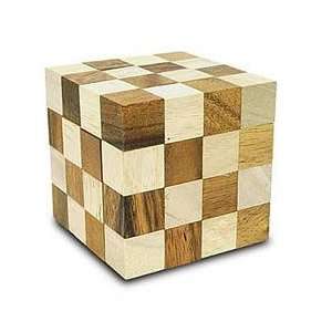  Wood Puzzle King Snake 4 x 4 x 4, Size Large Toys & Games