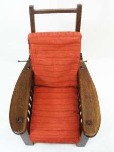 Childs Recliner Chair, Mission Style c. 1915  