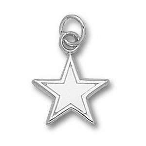  Dallas Cowboys 1/2 Sterling Silver Star Pendant Sports 