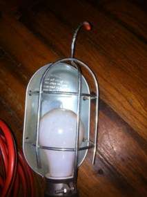Vintage INDUSTRIAL SHOP TROUBLE DROP WORK CAGE LIGHT Lamp  