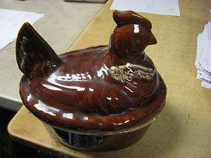 Vintage Hull Brown Drip Pattern Chicken Top Covered Casserole Dish 
