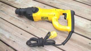 DEWALT D25203 1 ROTARY HAMMER DRILL WITH REVERSE  