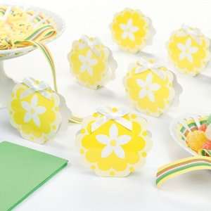  Set of 12 Yellow Flower Favor Boxes 