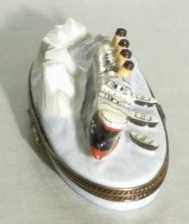 Titanic, Nr.4, Porcelain Limoges Box NEW  