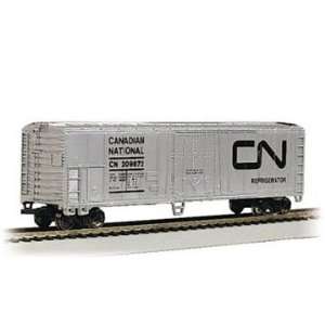   Canadian National (Silver) 50 Steel Refrigerated Car Ho Scale Toys
