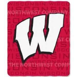  Wisconsin Badgers NCAA Light Weight Fleece Blanket (031 