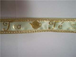 CHARLES CLAY AND SONS WIRED RIBBON NIL GOLD TEA GIFT  