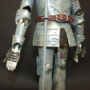 Display Suit of European Armour on Stand   Medieval  