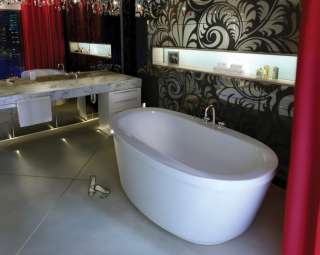   66 x 36 ACRYLIC FREESTANDING OVAL BATHTUB AEROFEEL OPTIONAL  