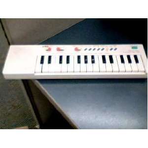   Concertmate 350 Electronic Keyboard Cat. No. 42 4008 Toys & Games