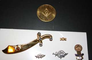 Lot of 17 Vintage Masonic, Shriner, and ES Lapel pins   