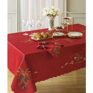  Lenox Linens Holiday Nouveau Cutwork #7335 Tablecloth 52 