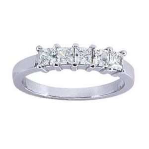   Carat Weight  FG VS Quality  18k White Gold ) Finger Size   5.75