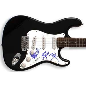  Extreme Gary Cherone,Pat&Nuno Autographed Signed Guitar 