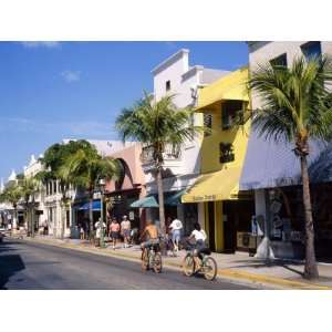  Street Scene on Duval Street, Key West, Florida, USA 