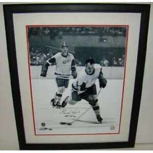  NEW Gordie Howe Mr Hockey SIGNED Framed 16x20 Sports 