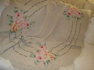 Vintage Round Tablecloth Natural LINEN Embroidered Roses Crocheted 